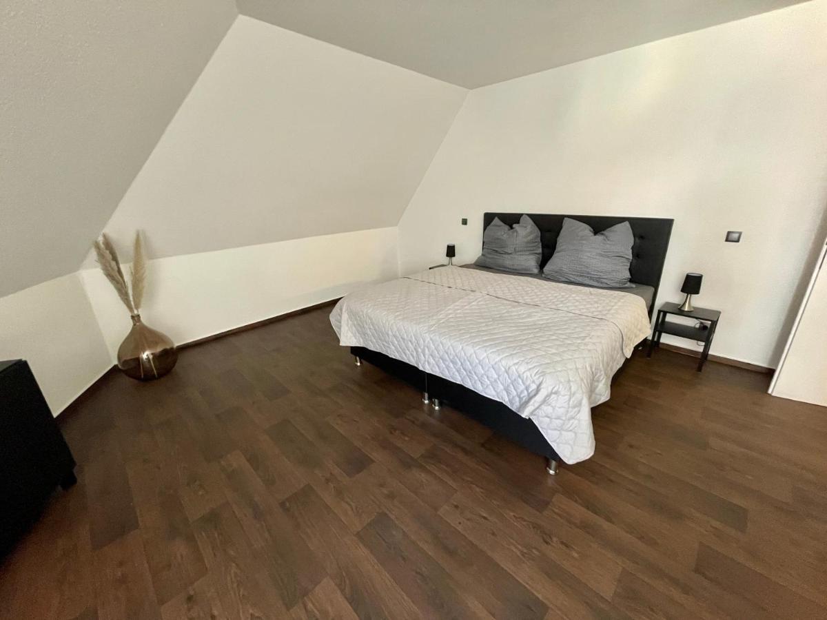 Ferienwohnung Augenblick - Stylisches Apartment In Der Besten Altstadtlage Von แอร์ฟวร์ท ภายนอก รูปภาพ